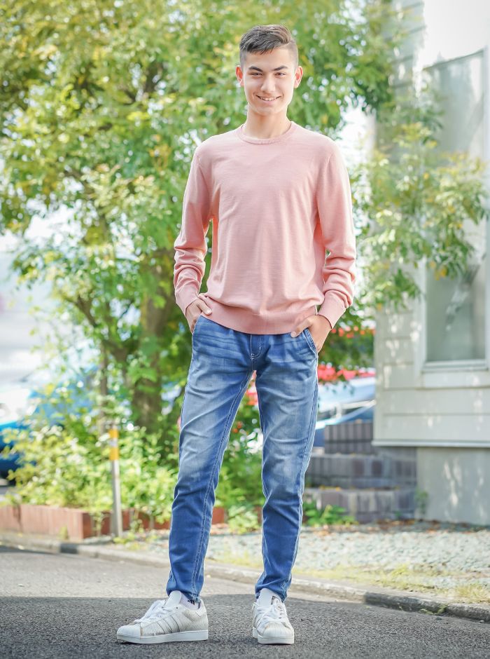 武蘭斗・全身写真