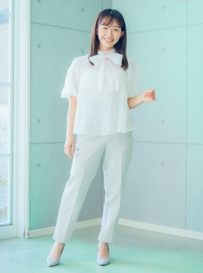 土居 夏恋・全身写真